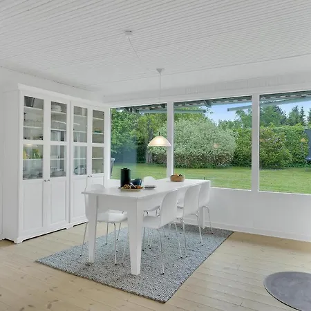 Feriehus 2 Bedroom Lovely In *