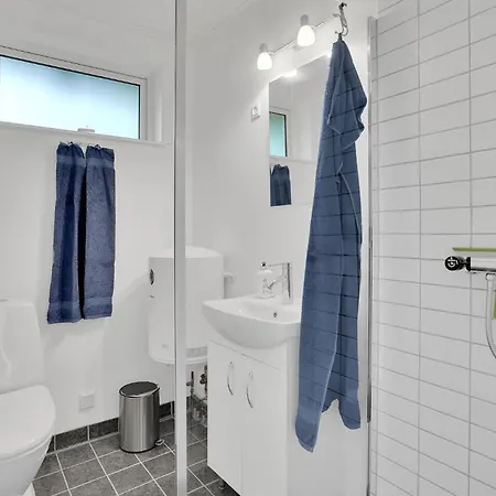 2 Bedroom Lovely In Feriehus Vig