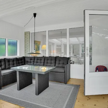2 Bedroom Lovely In Feriehus Vig